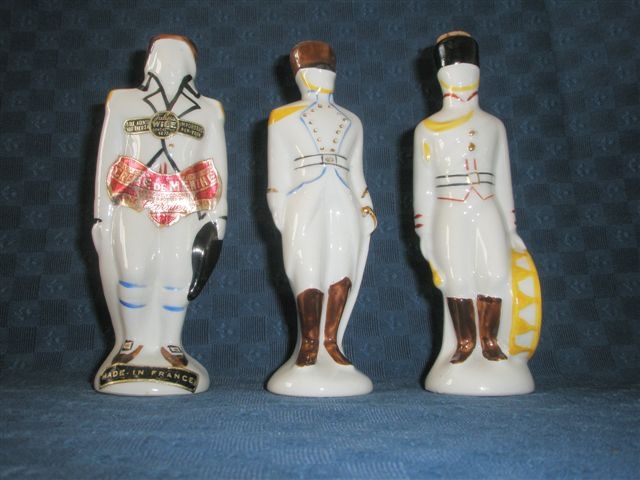 GARNIER FACELESS SOLDIER 