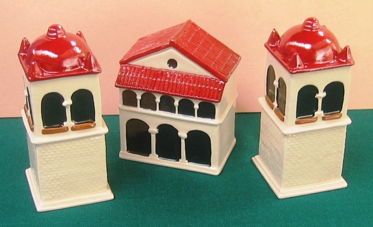 3 CERAMIC MINIATURE PIECES, ANDEAN CHURCH. 