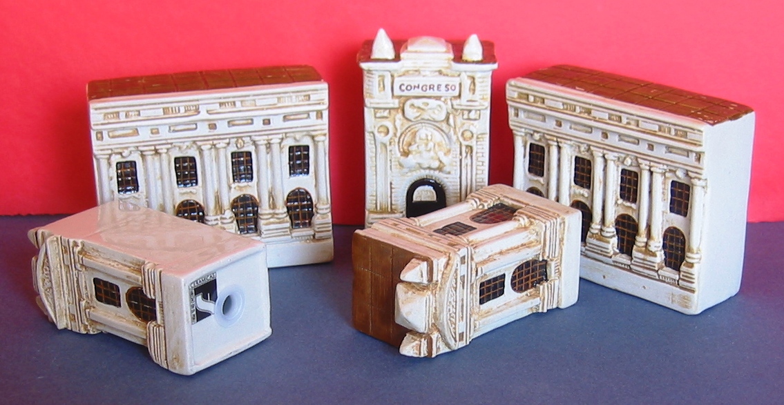 CONGRESS PALACE IN LIMA. 5 CERAMIC PIECES.