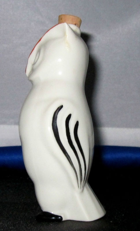 OWL, in white and some color