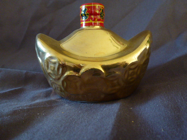 Chineese gold bout