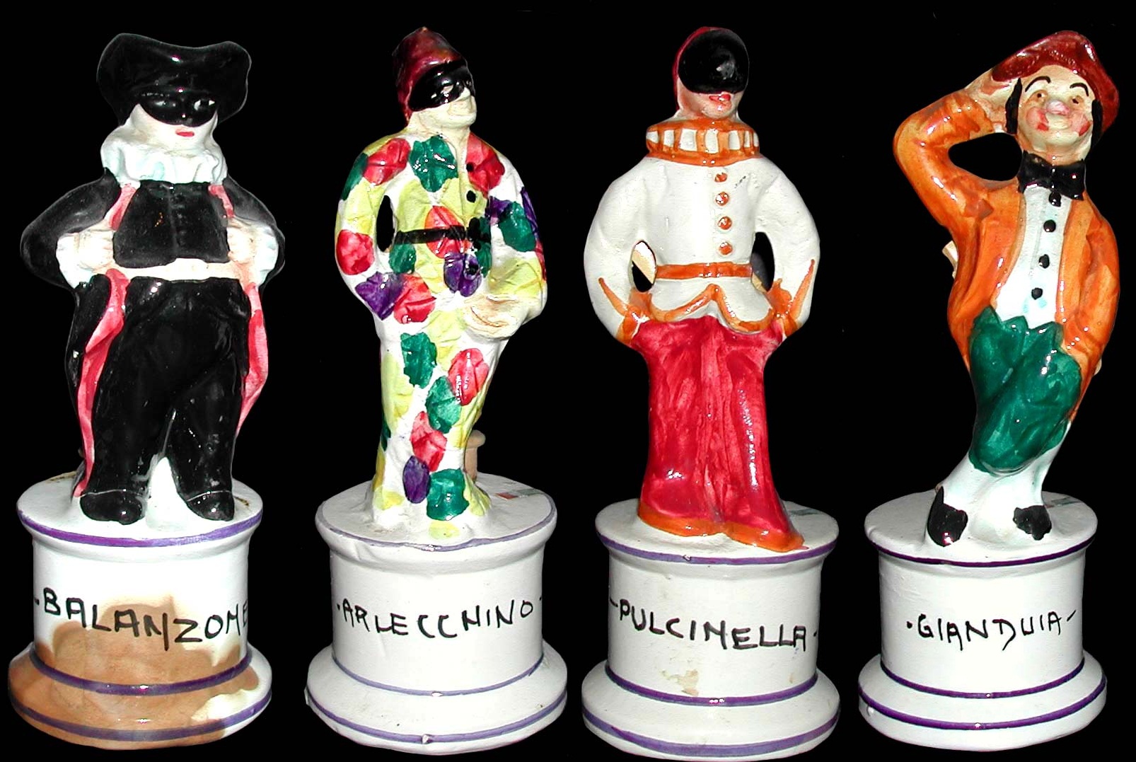 italian carnival figurine Balanzone