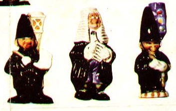 English judge - Arm of the low set