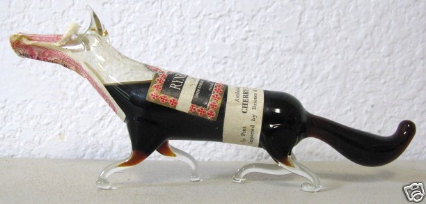 RYNBENDE  BLOWN GLASS KANGAROO 2
