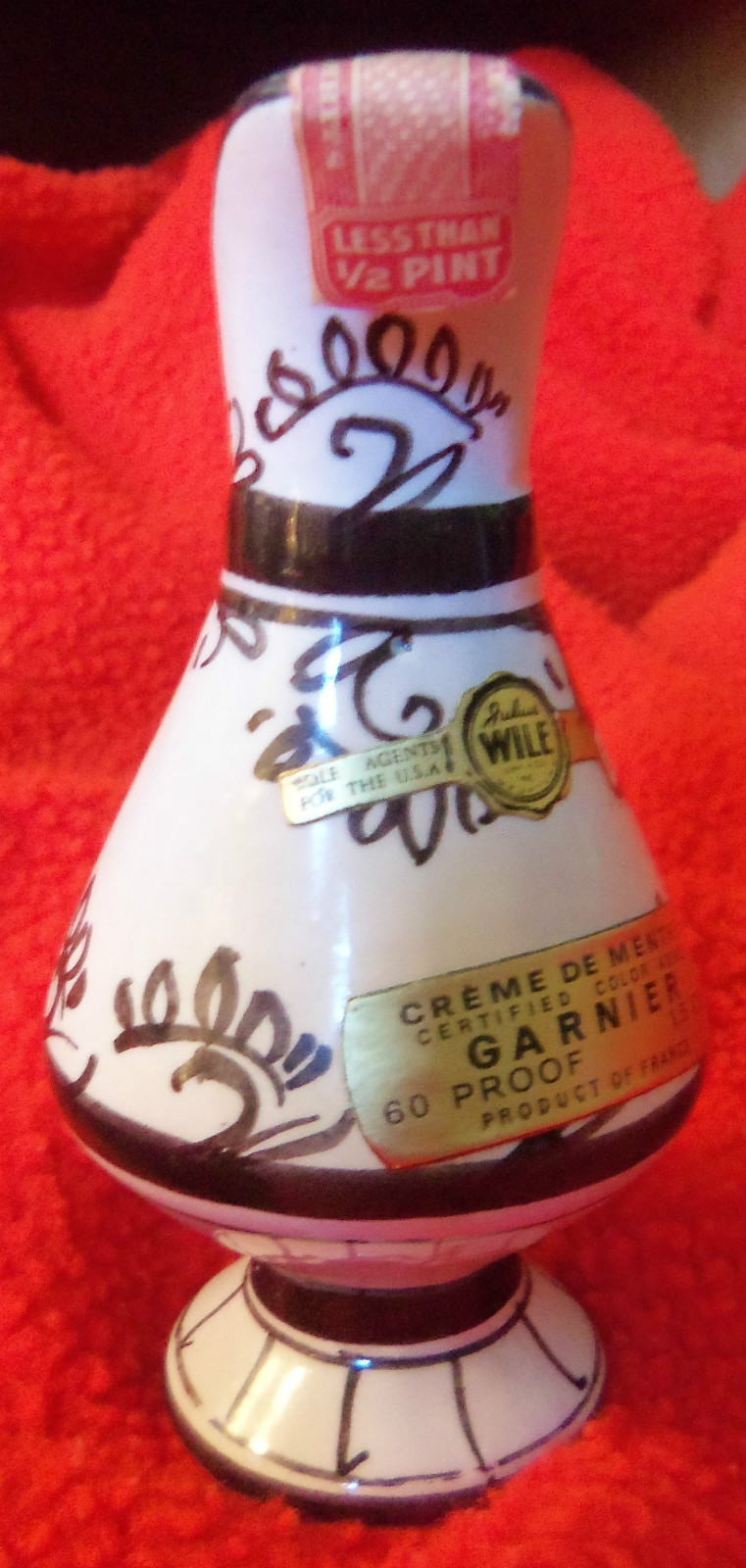 GARNIER CREME DE MENTHE, MINI VASE, WHITE, BLACK