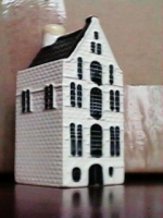 KLM 37