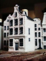 KLM 80