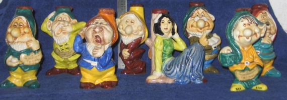 SNOW WHITE & 7 DWORFS