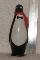 pinguin red tie
