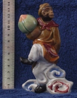 monkey with frout