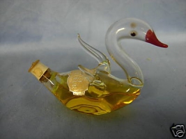 RYNBENDE  BLOWN GLASS SWAN