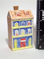 CERAMIC LIQUOR BONBON HEMINGWAY HOUSE  12