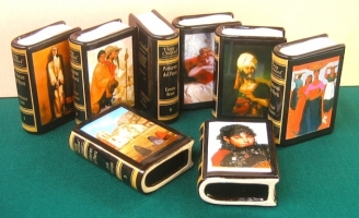 8 CERAMIC BOOKS. PERUVIAN CLASSIC PAINTERS